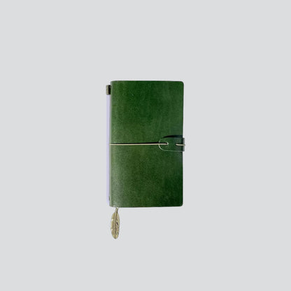 Personalizable Leather Travel Journal - M size Green color