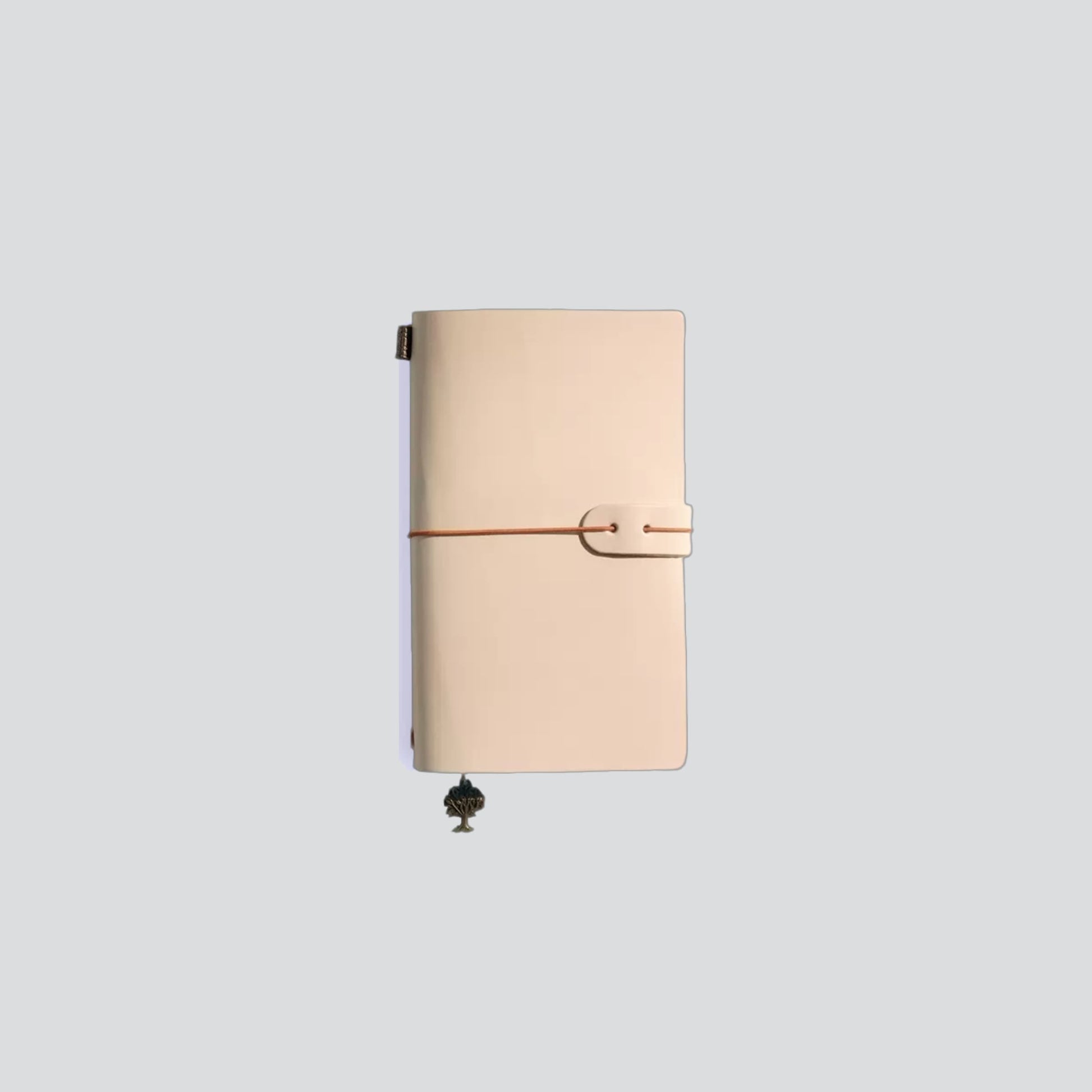 Personalizable Leather Travel Journal - M size Natural color